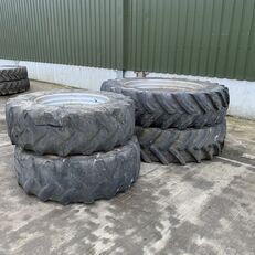 Michelin and Goodyear 16.9R30 traktordäck