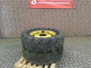 ny Pirelli 480/70 R 28 hjul