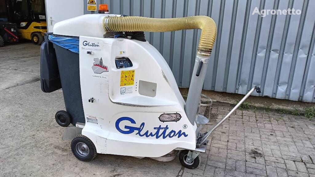 Glutton GLV 248 HIE peukenzuiger vacuum unit benzine jordfräs
